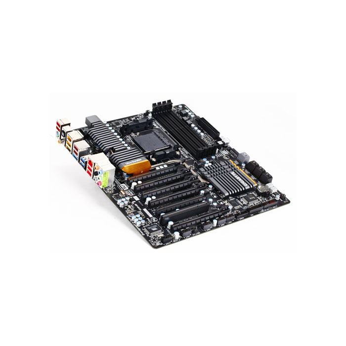 голяма снимка на GB 990FXA-UD7 /AMD 990FX/AM3+